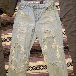 Light washed High-rise Ripped Mom jeans